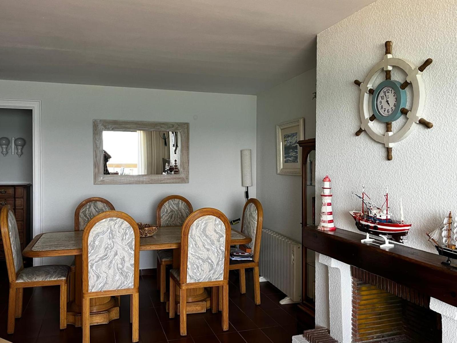 Acogedor Y Amplio Apartamento Familiar A Pie De Playa Calafell Zewnętrze zdjęcie