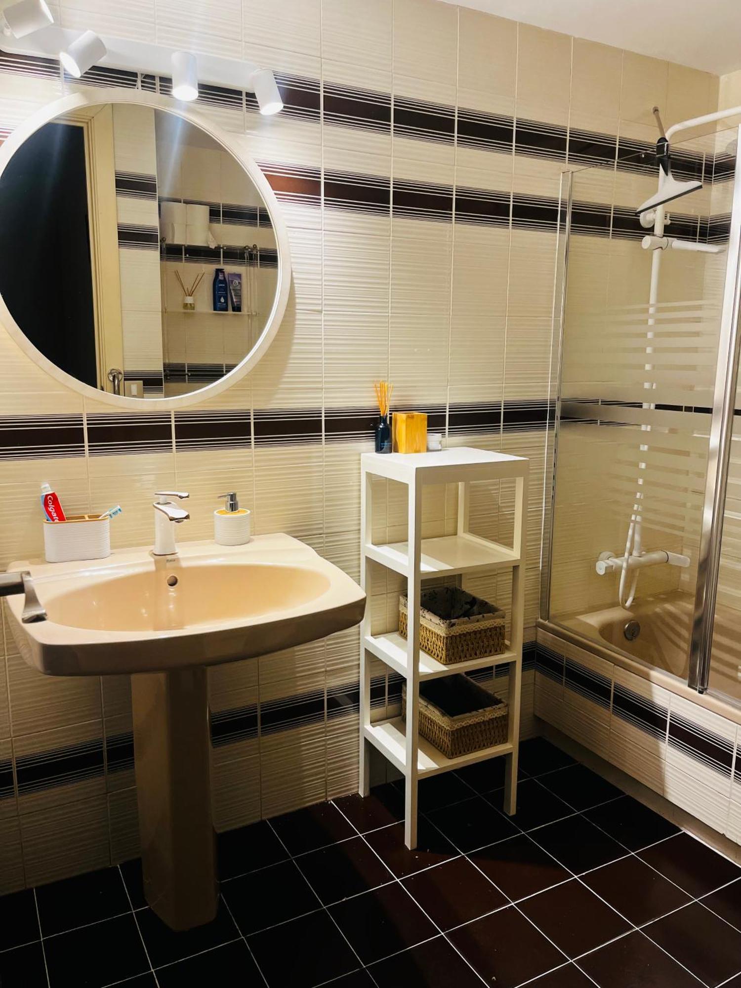 Acogedor Y Amplio Apartamento Familiar A Pie De Playa Calafell Zewnętrze zdjęcie