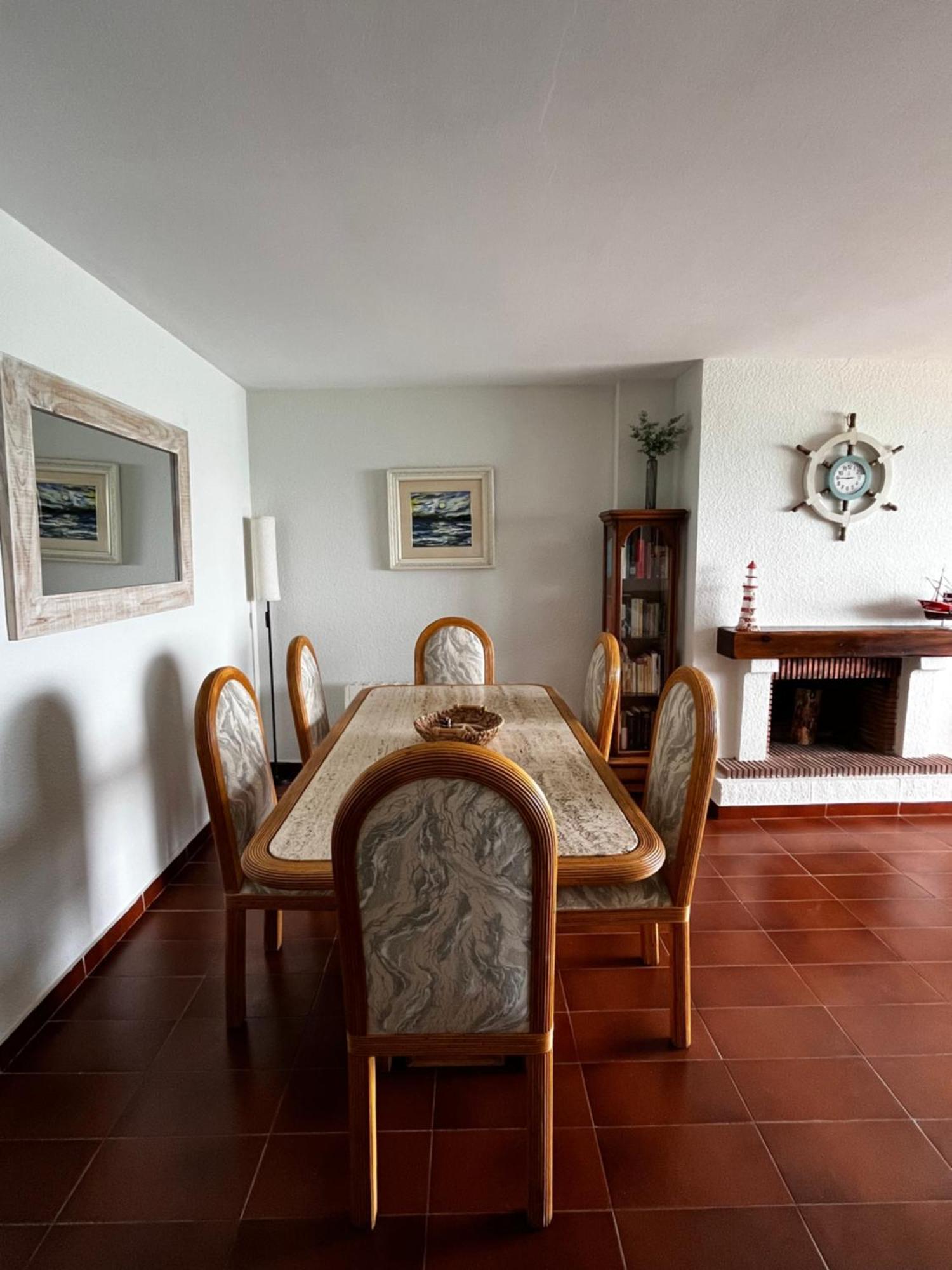 Acogedor Y Amplio Apartamento Familiar A Pie De Playa Calafell Zewnętrze zdjęcie