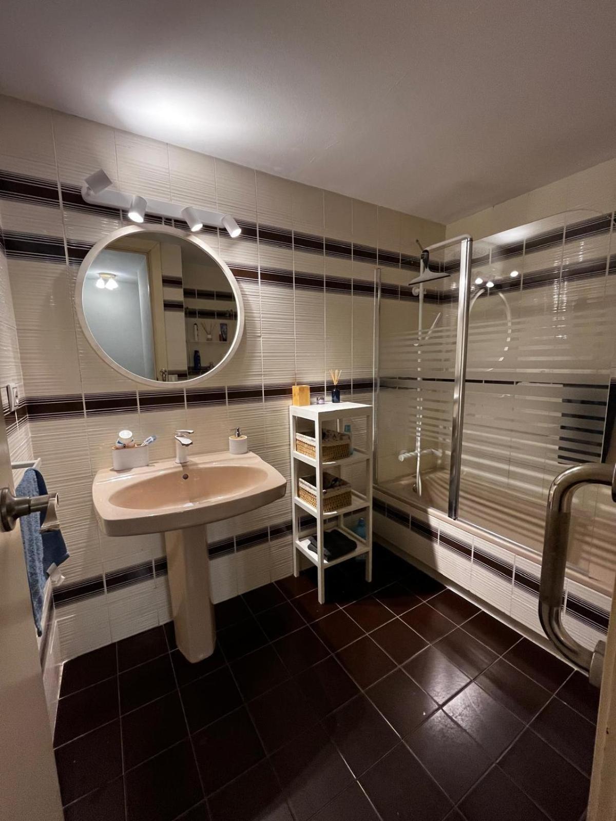 Acogedor Y Amplio Apartamento Familiar A Pie De Playa Calafell Zewnętrze zdjęcie